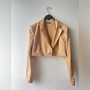 Crop blazer